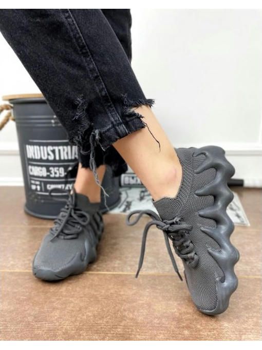 Текстильные кроссовки на шнурках — изображение 4