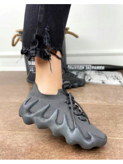 Текстильные кроссовки на шнурках — изображение 3