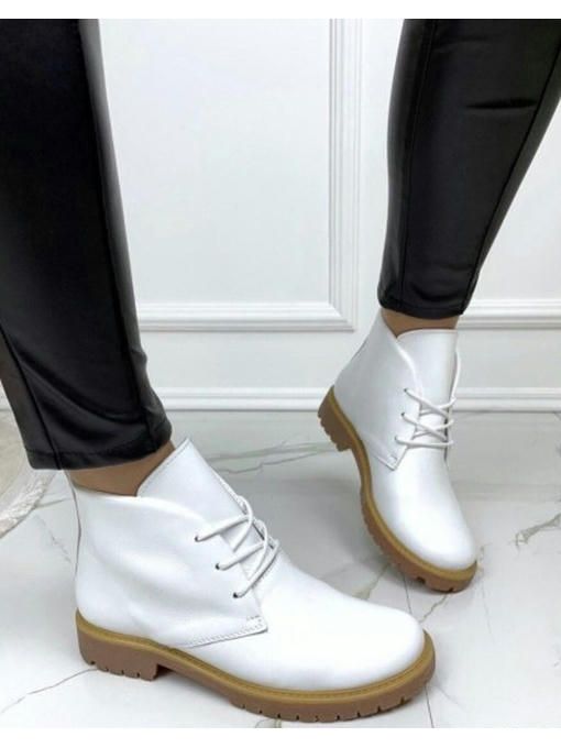 Короткие ботинки на шнурках — изображение 2