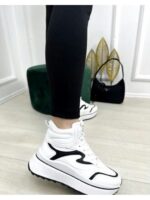 Кроссовки высокие