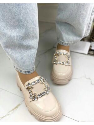 Лоферы с камнями на тракторной подошве