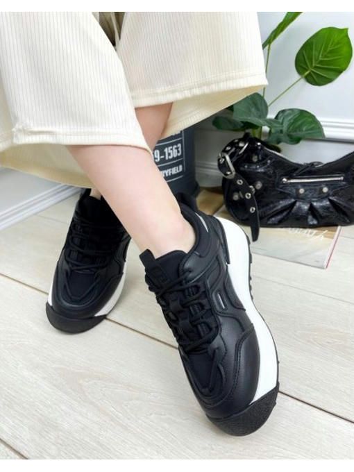 Кроссовки на высокой подошве — изображение 3