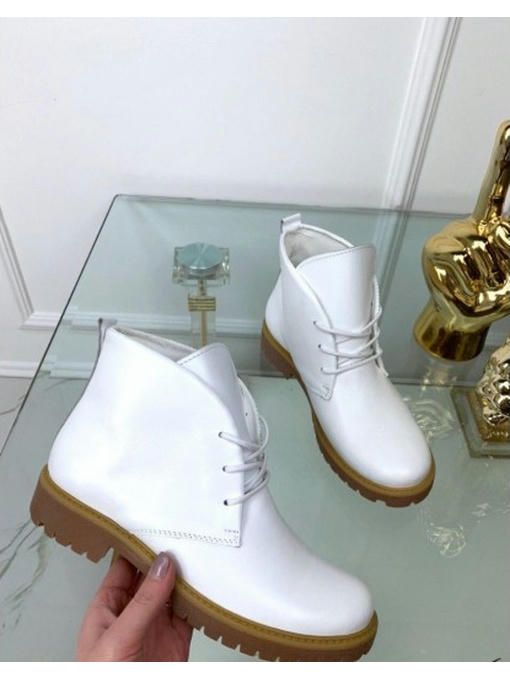 Короткие ботинки на шнурках — изображение 6