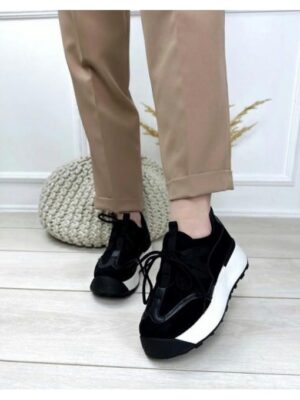 Кроссовки на высокой платформе