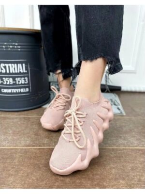 Текстильные кроссовки на шнурках