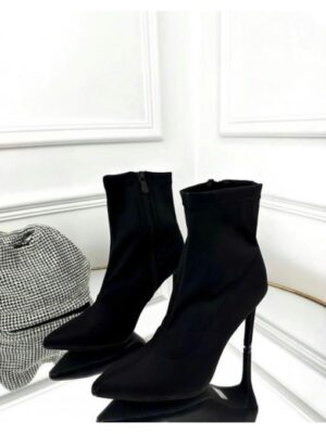 Ботильоны на шпильке с узким носиком