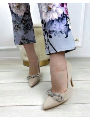 Туфли с бантом в камнях