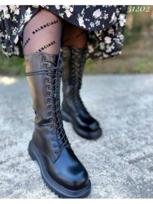 Ботинки высокие на шнуровке