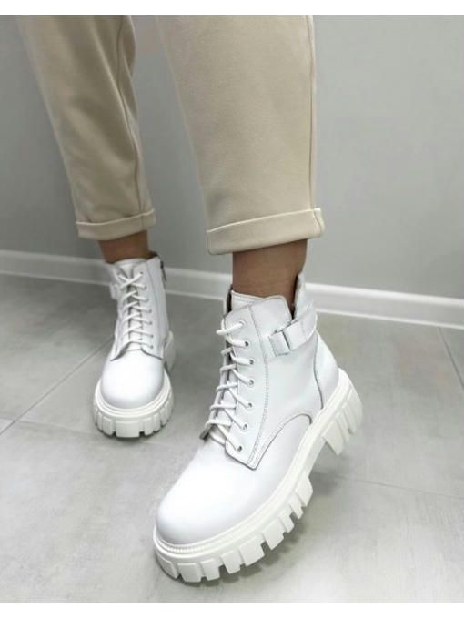 Ботинки на тракторной подошве