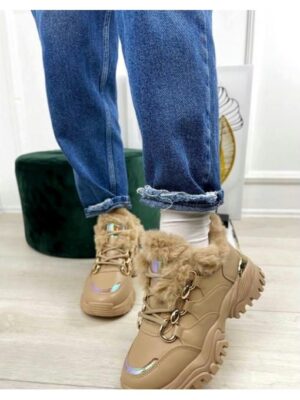 Кроссовки зимние с золотыми вставками