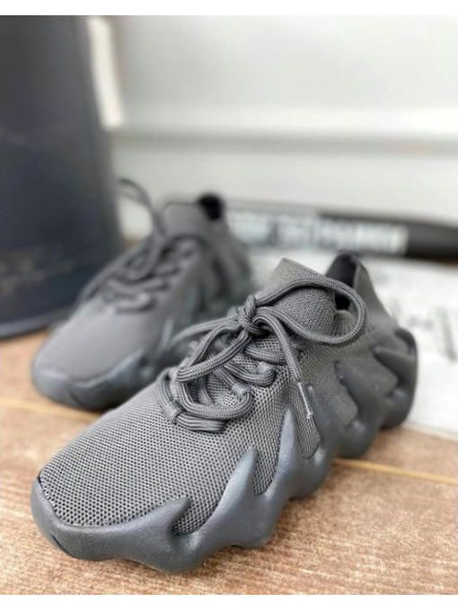 Текстильные кроссовки на шнурках