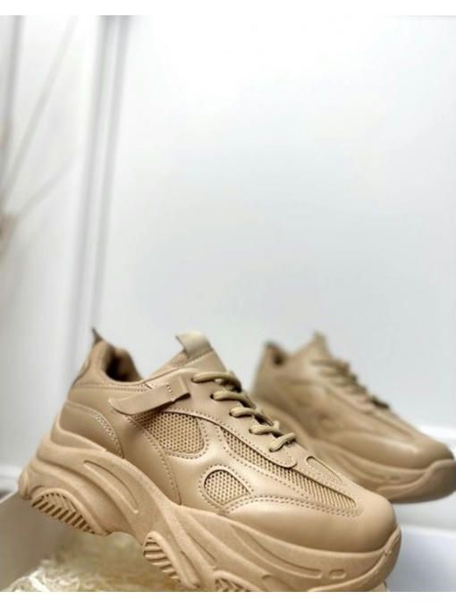 Кроссовки на массивной подошве — изображение 8