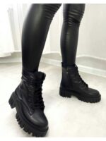 Ботинки на тракторной подошве