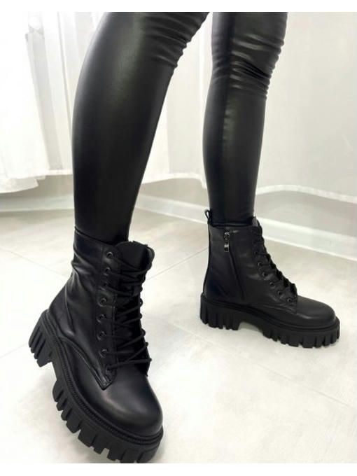 Ботинки на тракторной подошве