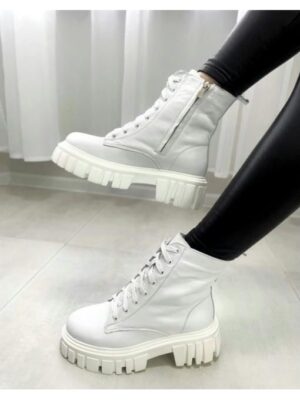 Ботинки на тракторной подошве