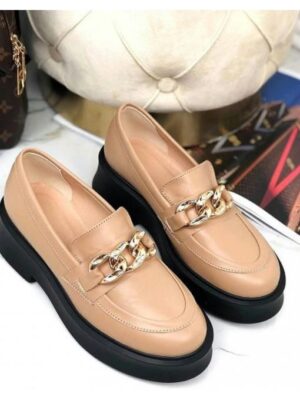 Туфли лоферы с цепочкой