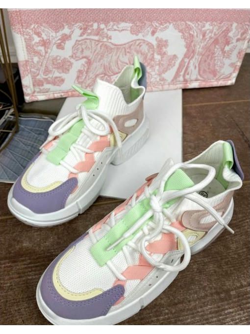 Кроссовки на массивной подошве — изображение 3