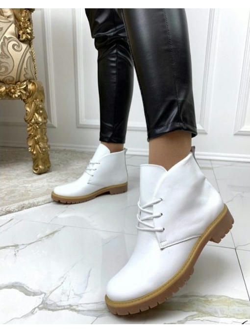 Короткие ботинки на шнурках — изображение 4