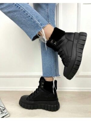 Ботинки на спортивной подошве