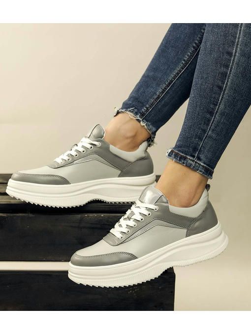 Кроссовки Серые