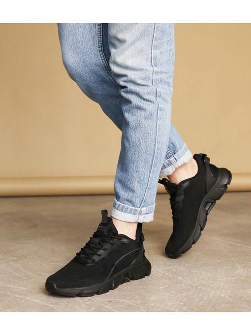 Кроссовки Черные