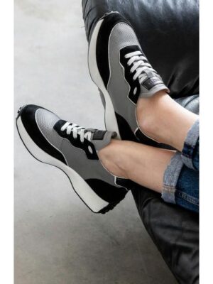 Кроссовки Черные