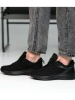 Кроссовки Черные