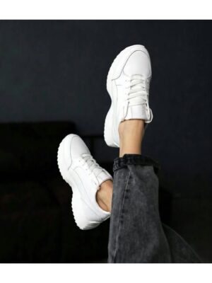 Кроссовки Белые