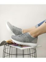 Кроссовки Серые