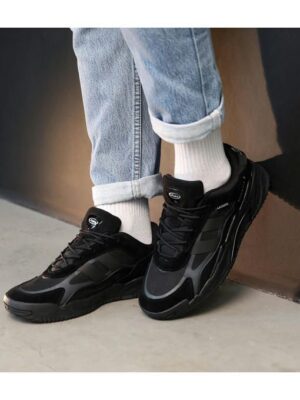 Кроссовки Черные