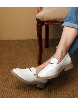 Лоферы Белые