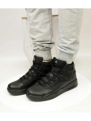 Кроссовки Черные