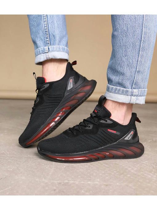 Кроссовки Черные