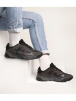 Кроссовки Серые