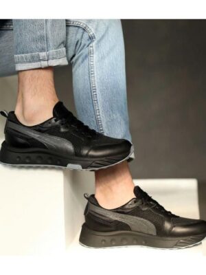 Кроссовки Черные