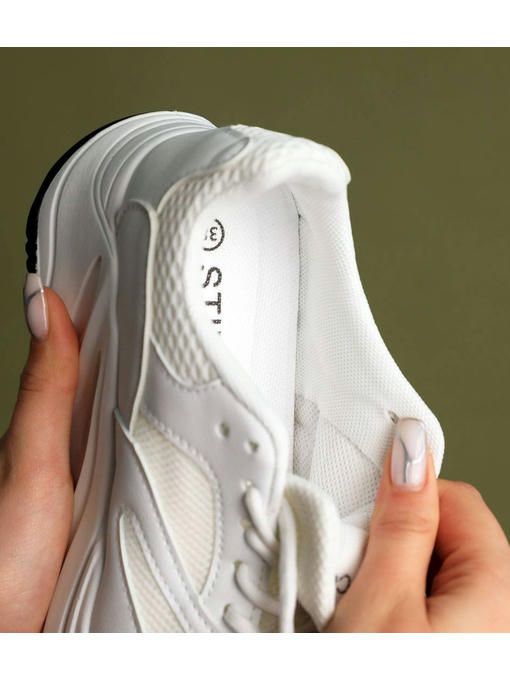 Кроссовки Белые — изображение 9