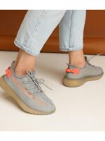 Кроссовки Серые