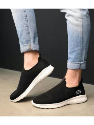 Кроссовки Черные