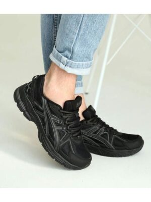 Кроссовки Черные