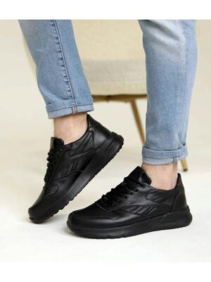 Кроссовки Черные