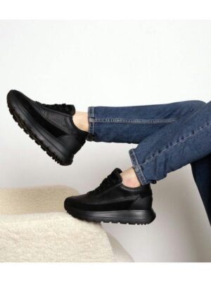 Кроссовки Черные