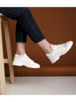 Кроссовки Молочные