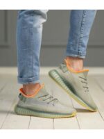 Кроссовки Серые