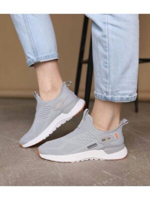 Кроссовки Серые