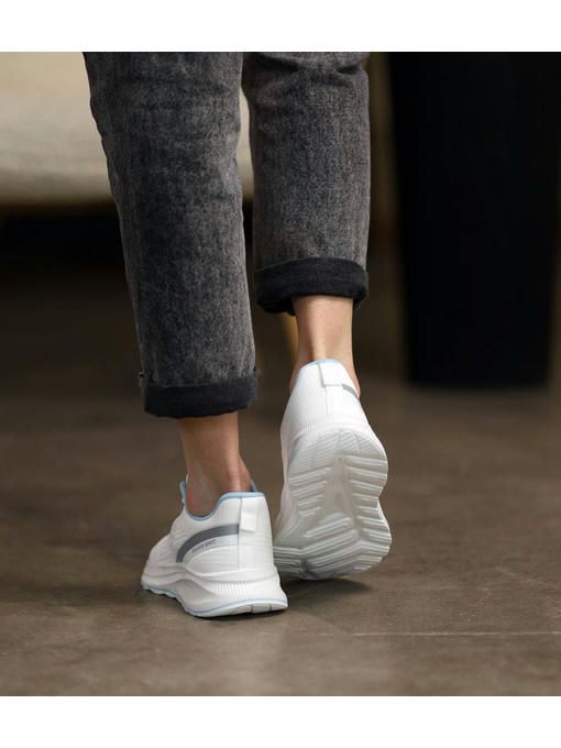 Кроссовки Белые — изображение 5