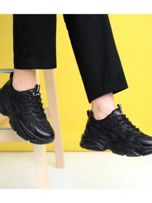 Кроссовки Черные