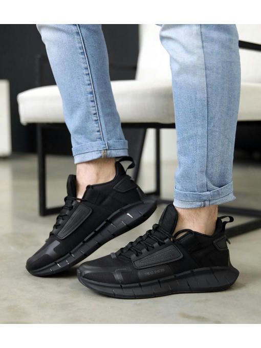 Кроссовки Черные