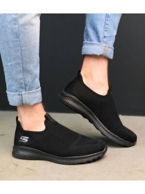 Кроссовки Черные