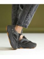 Кроссовки Серые