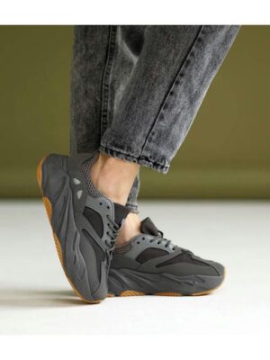 Кроссовки Серые